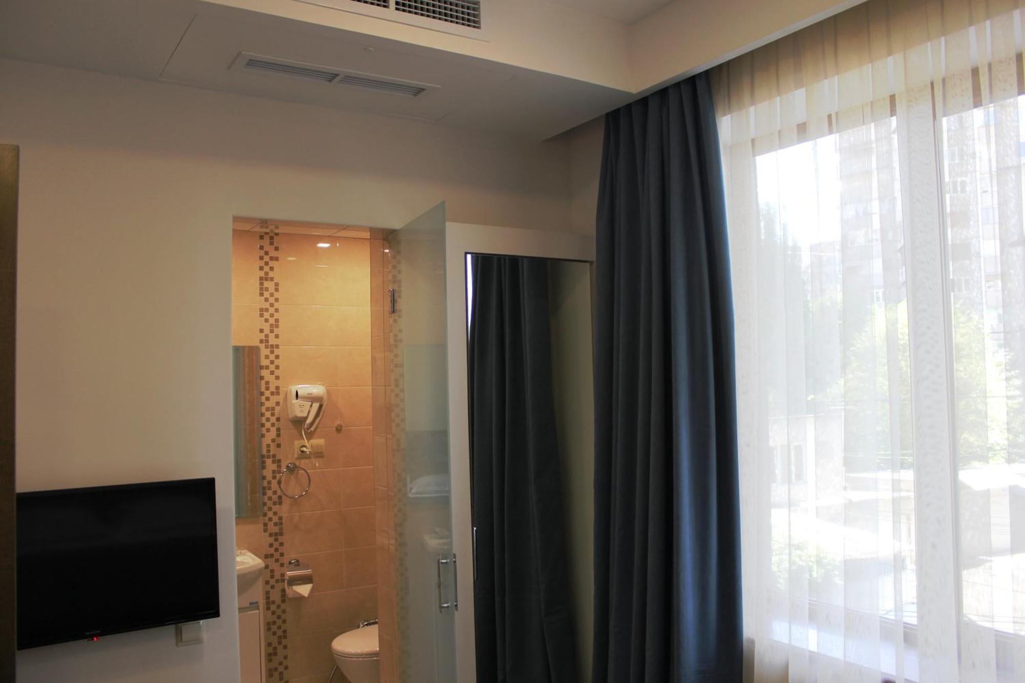 Evn Boutique Hotel Γιερεβάν Δωμάτιο φωτογραφία
