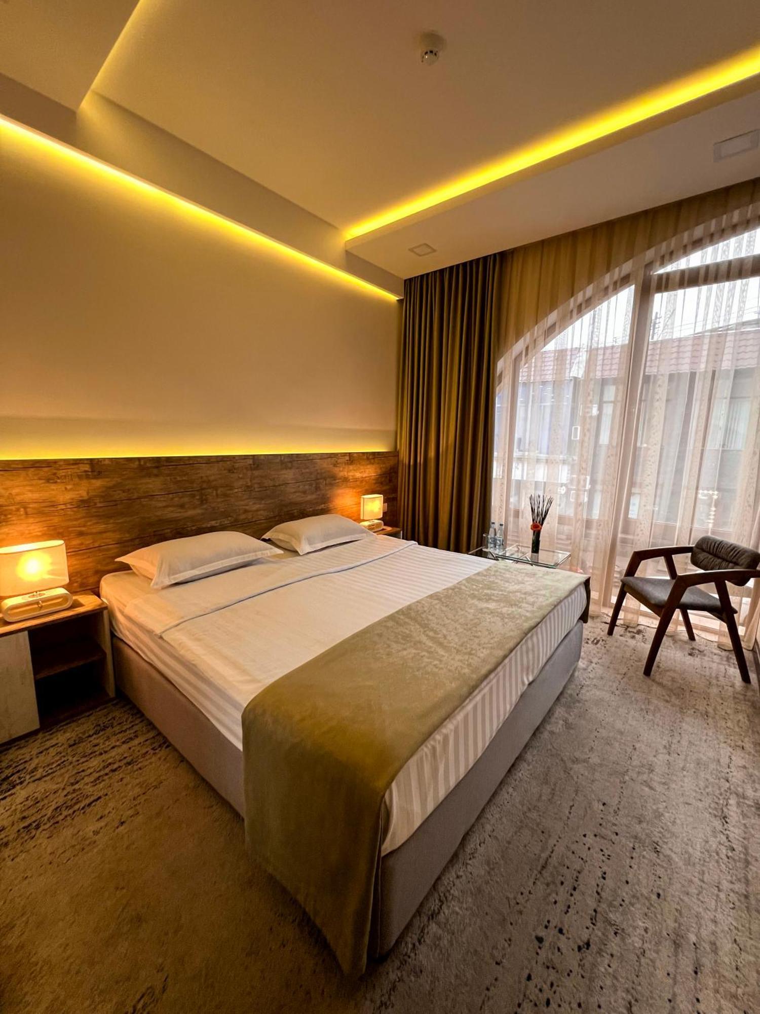 Evn Boutique Hotel Γιερεβάν Εξωτερικό φωτογραφία