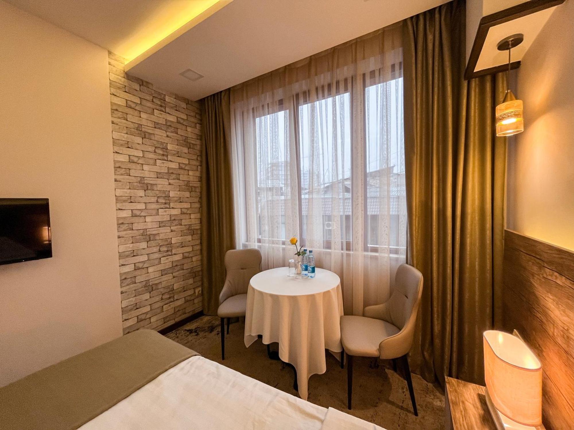 Evn Boutique Hotel Γιερεβάν Εξωτερικό φωτογραφία