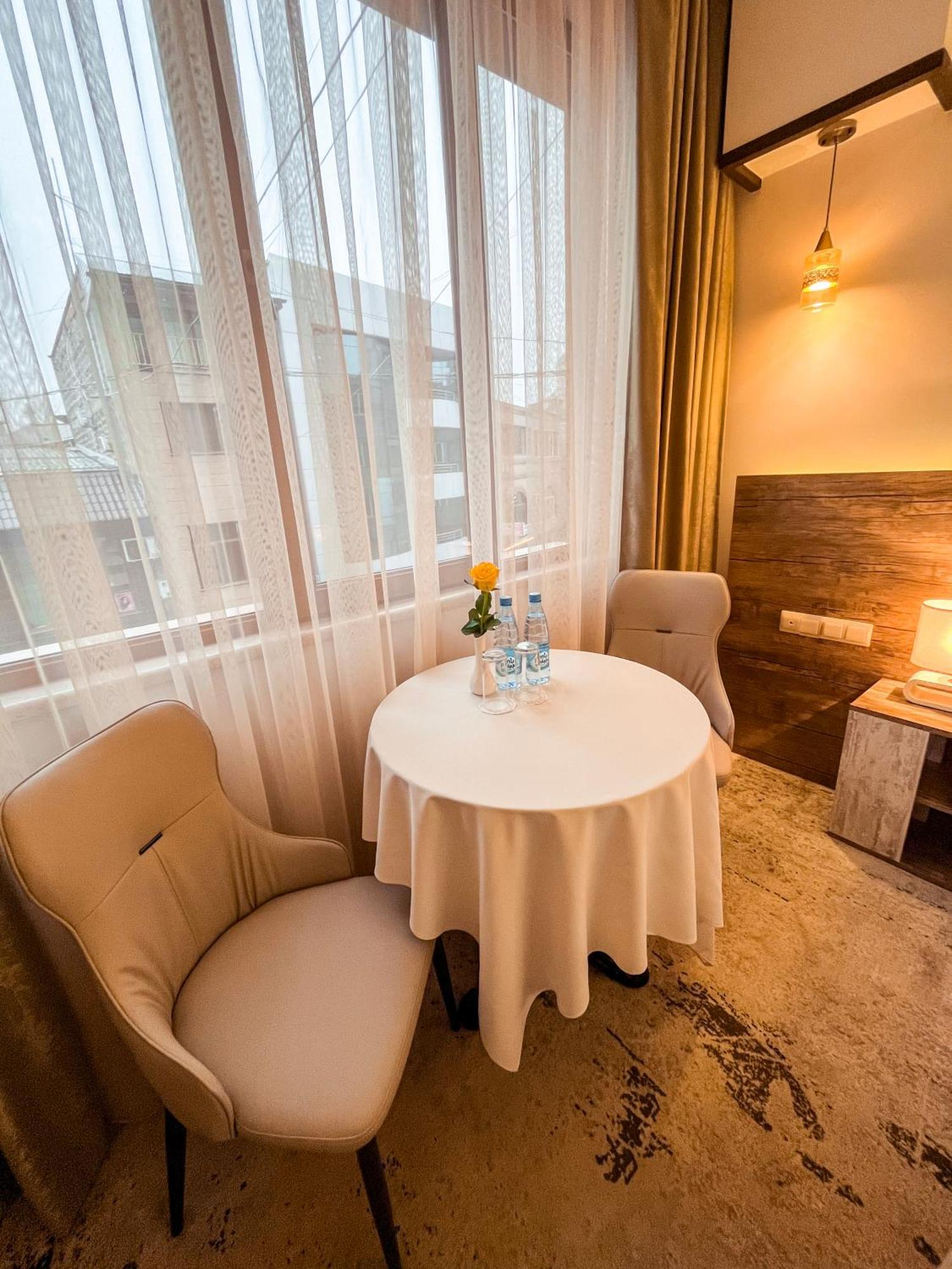 Evn Boutique Hotel Γιερεβάν Εξωτερικό φωτογραφία
