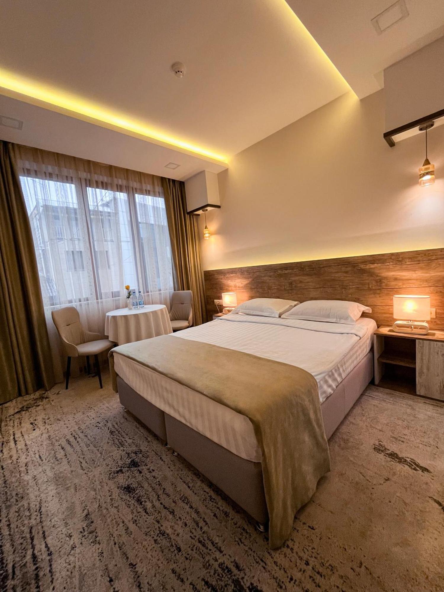 Evn Boutique Hotel Γιερεβάν Εξωτερικό φωτογραφία
